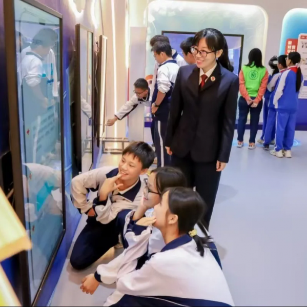 640.webp (5).png